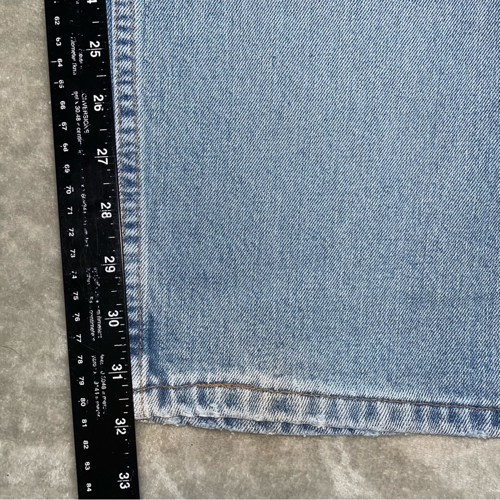 NWT Levi’s Silver Tab Straight Loose Jeans Light Wash Distressed 36x34 - Picture 9 of 9
